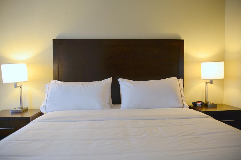 Holiday Inn Express Tomball By Ihg Εξωτερικό φωτογραφία